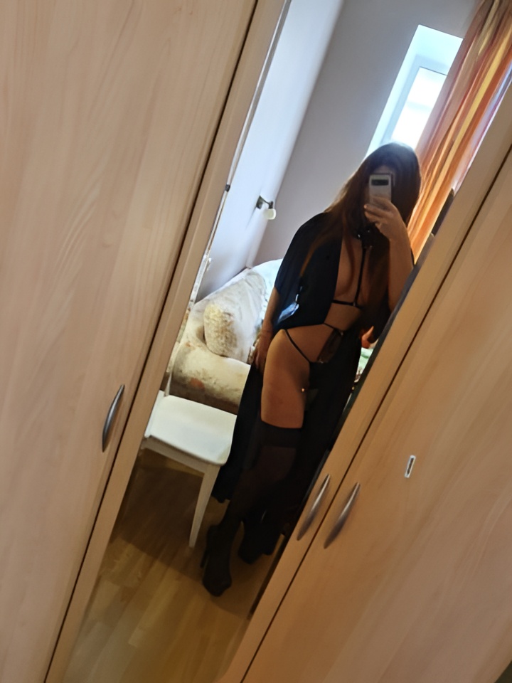 Алиса привлекальеная девушка из Прокопьевска цена от 5000 руб