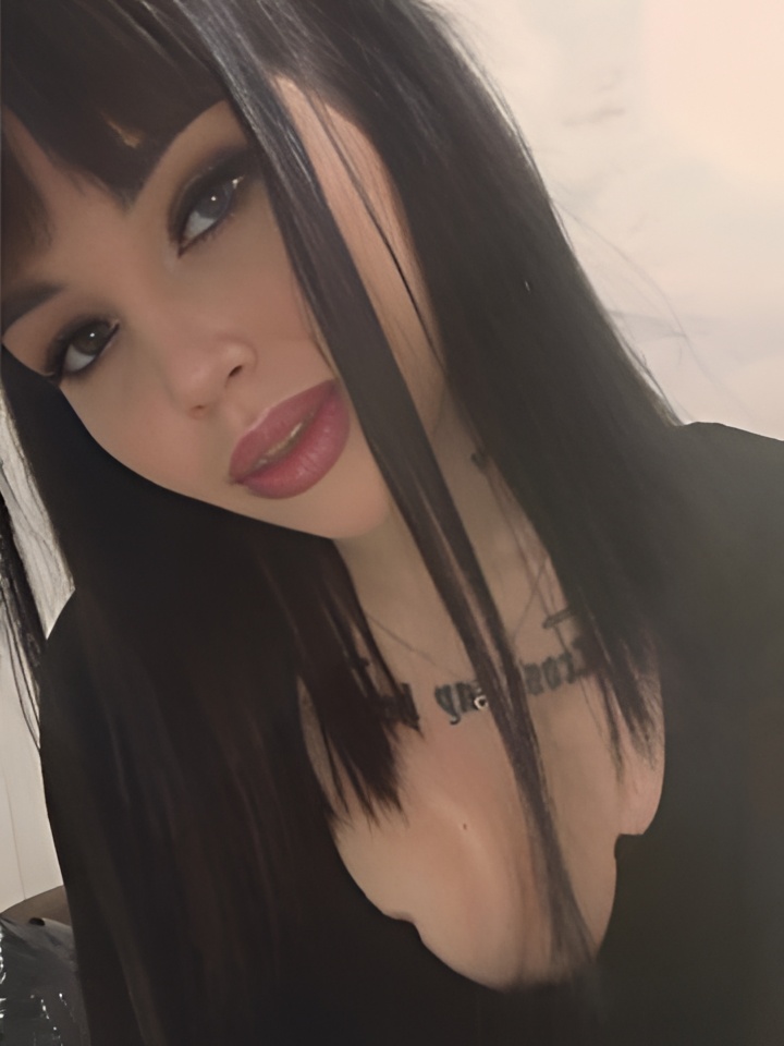 Богдана привлекальеная девушка из Прокопьевска цена от 2000 руб