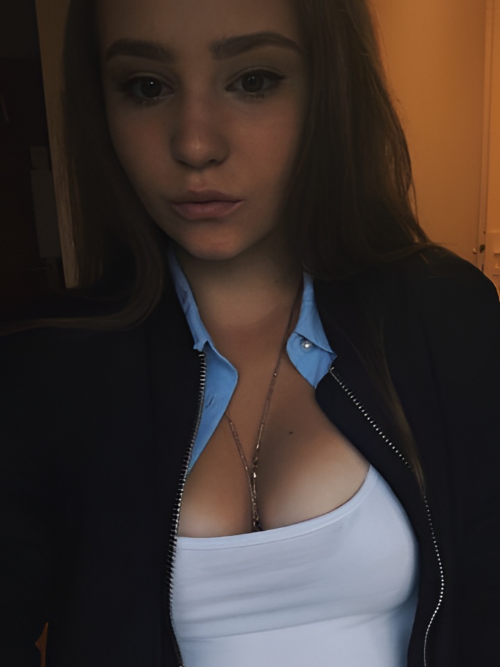 Евлалия привлекальеная девушка из Прокопьевска цена от 10000 руб