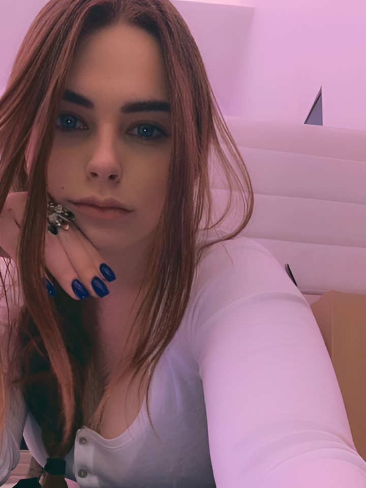 Индивидуалка Анюта, доступна для личного знакомства от 2500 руб