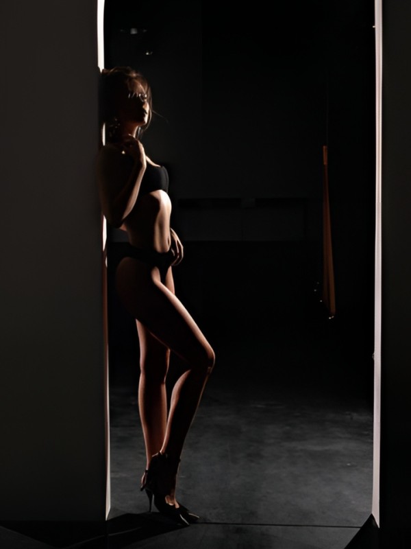 Азалия привлекательная девушка из Прокопьевска цена от 3000 руб