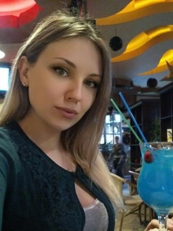 Надежда привлекательная девушка из Прокопьевска цена от 3500 руб