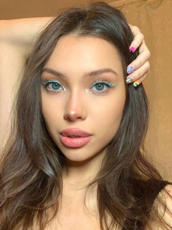 Ольга привлекательная девушка из Прокопьевска цена от 6000 руб