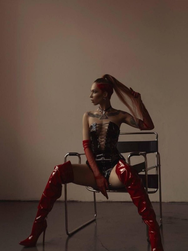 Полина привлекательная девушка из Прокопьевска цена от 4000 руб